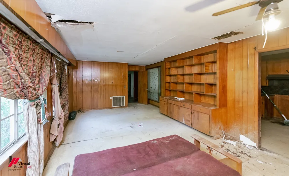 206 North Street Springhill, LA 71075