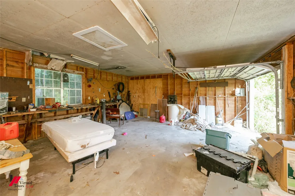 206 North Street Springhill, LA 71075