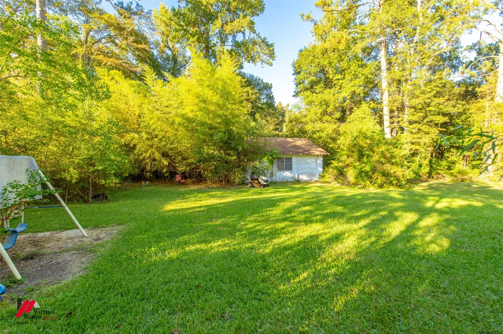 206 North Street Springhill, LA 71075