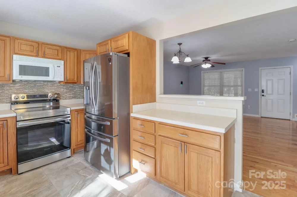 16 Aberdeen Drive Arden, NC 28704
