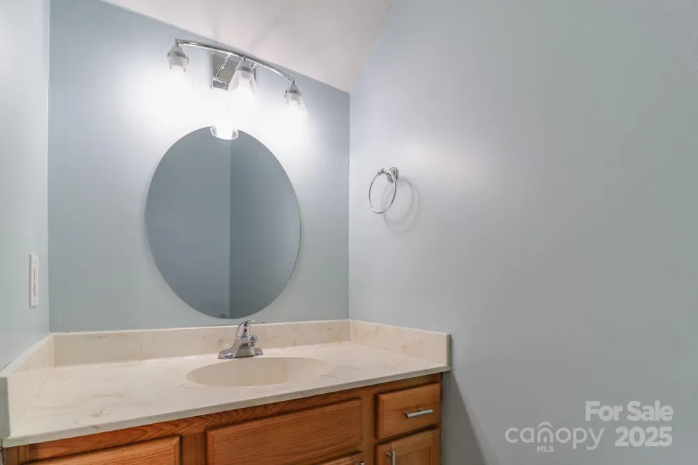16 Aberdeen Drive Arden, NC 28704
