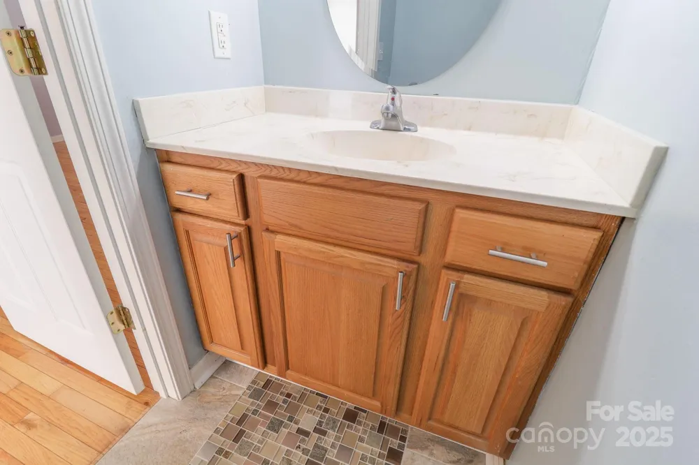 16 Aberdeen Drive Arden, NC 28704