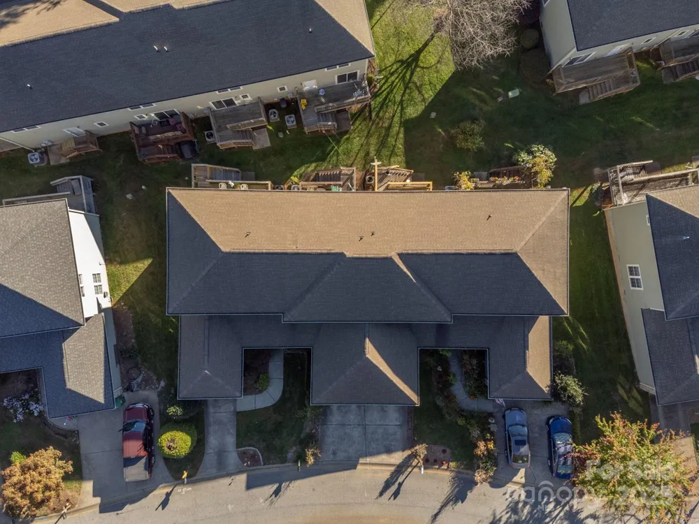 16 Aberdeen Drive Arden, NC 28704