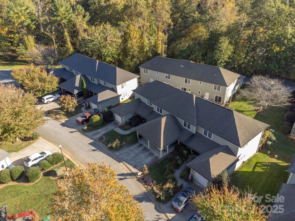 16 Aberdeen Drive Arden, NC 28704