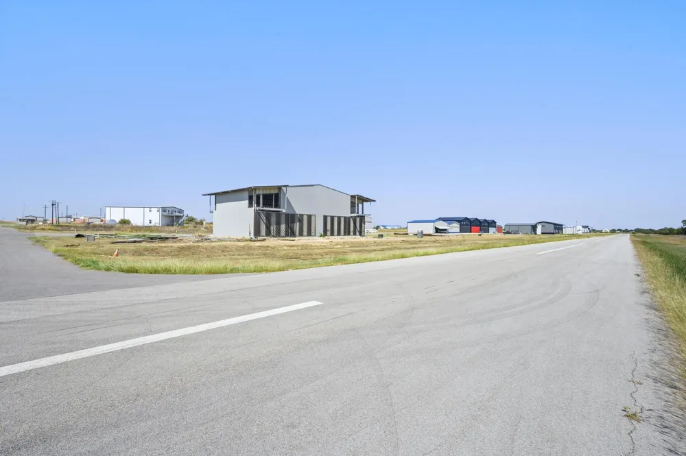 15850 Salado Airport Road #73 & 74 Salado, TX 76571