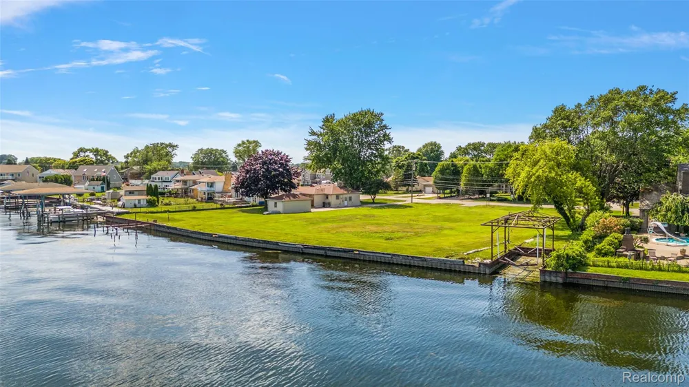 39196 Lakeshore Drive Harrison Charter Township, MI 48045