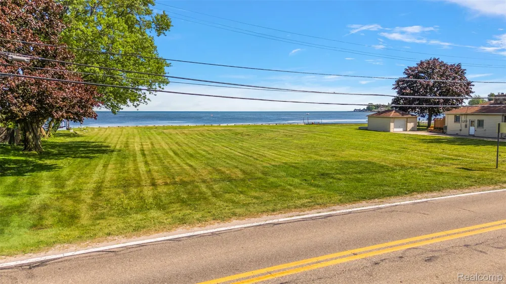 39196 Lakeshore Drive Harrison Charter Township, MI 48045