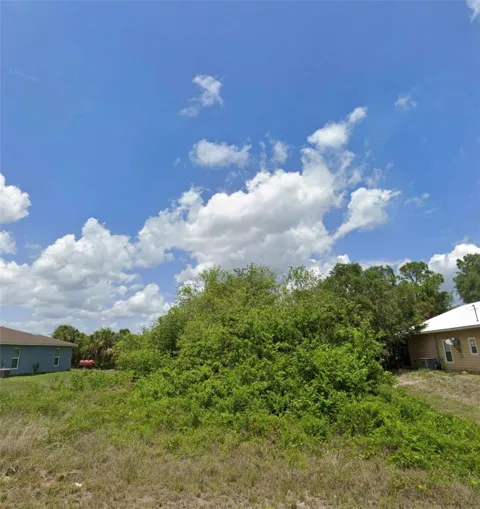 8022 SHERWOOD CIRCLE