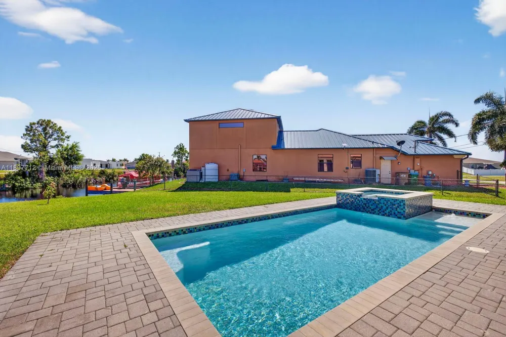 3414 NW 21ST ST Cape Coral, FL 33993