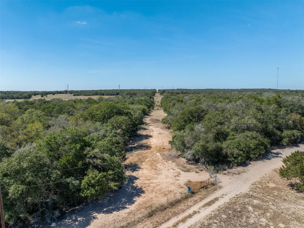 2135 Mule Creek Road Harwood, TX 78632
