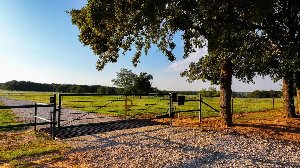 675 Hundley Road Montague, TX 76251