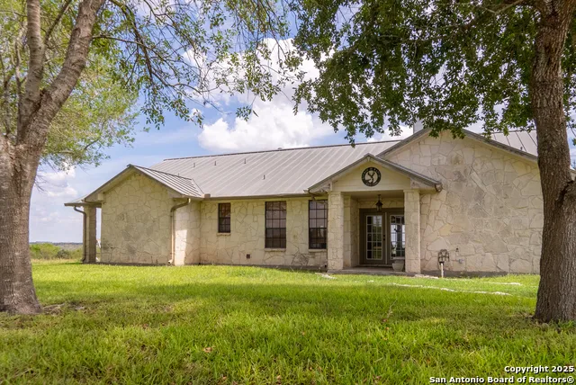 000 County Road 332 Runge, TX 78151