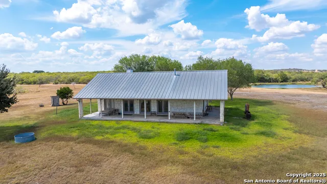 000 County Road 332 Runge, TX 78151