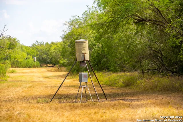 000 County Road 332 Runge, TX 78151