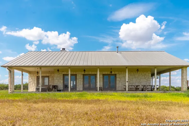 000 County Road 332 Runge, TX 78151