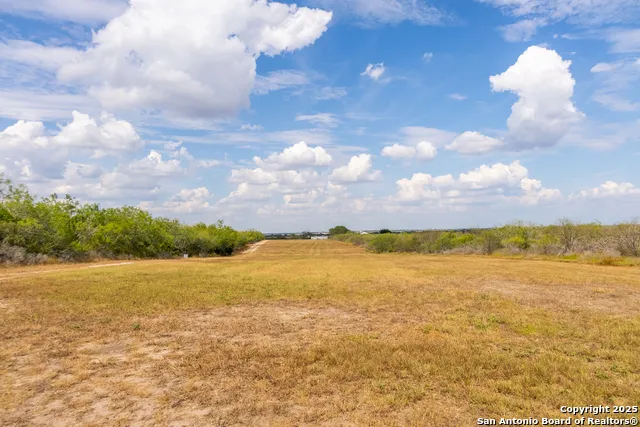 000 County Road 332 Runge, TX 78151