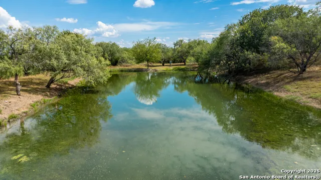 000 County Road 332 Runge, TX 78151