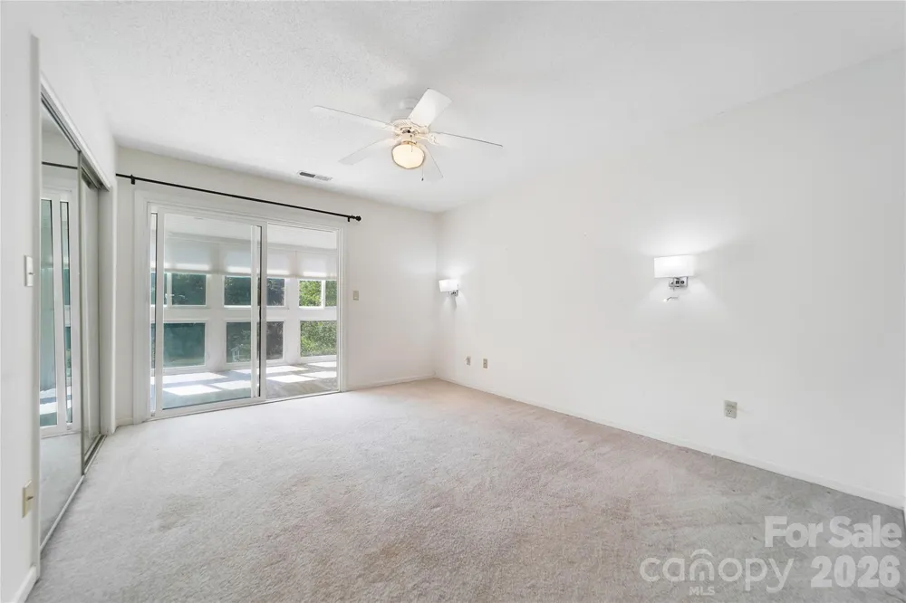 110 Lakeview Court Brevard, NC 28712