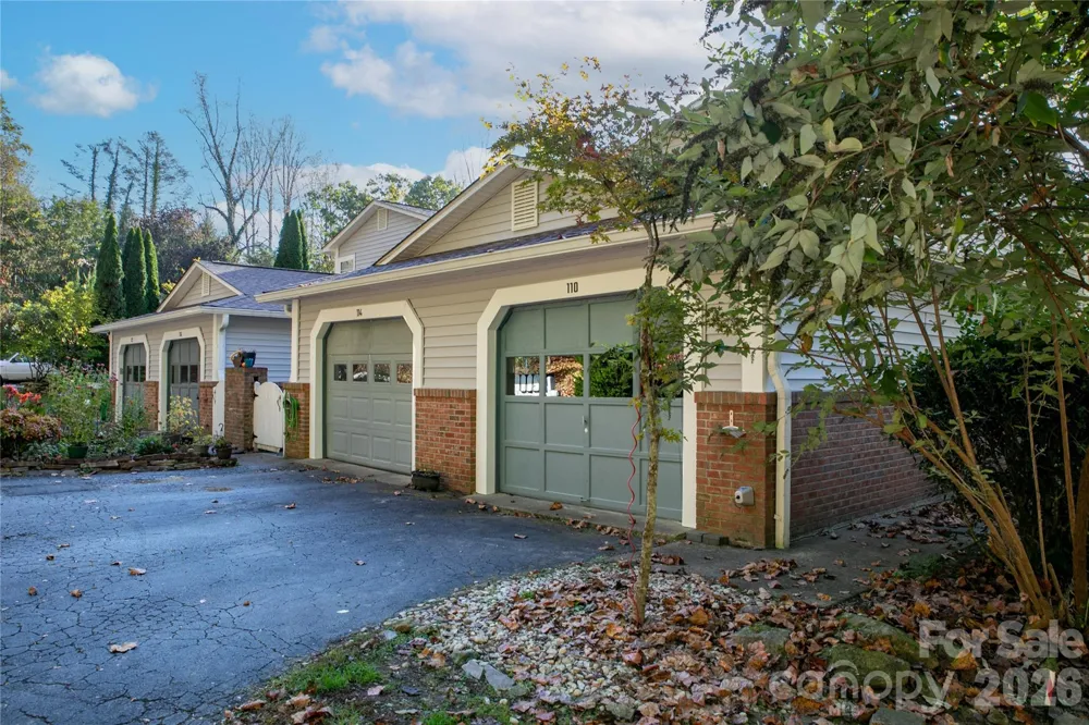 110 Lakeview Court Brevard, NC 28712