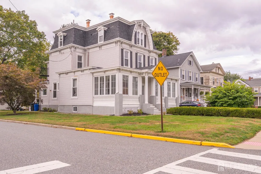 66 Leigh Street Clinton Town, NJ 08809