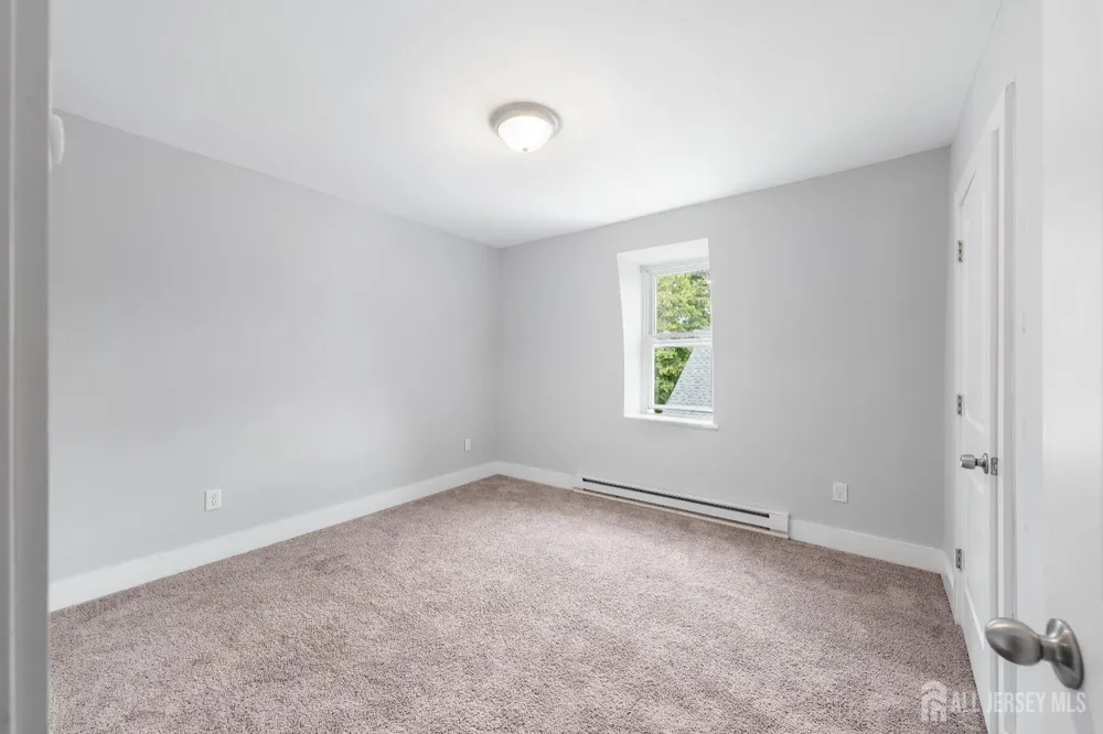 66 Leigh Street Clinton Town, NJ 08809