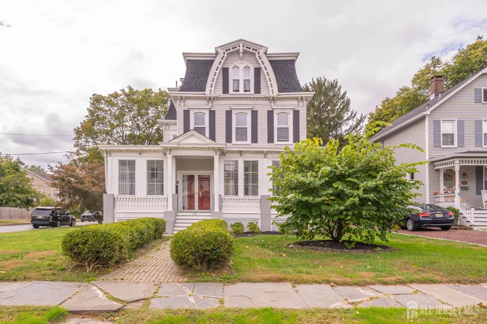 66 Leigh Street Clinton Town, NJ 08809