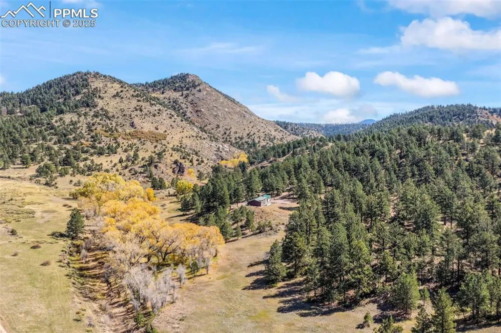838 County Road 260 Westcliffe, CO 81252