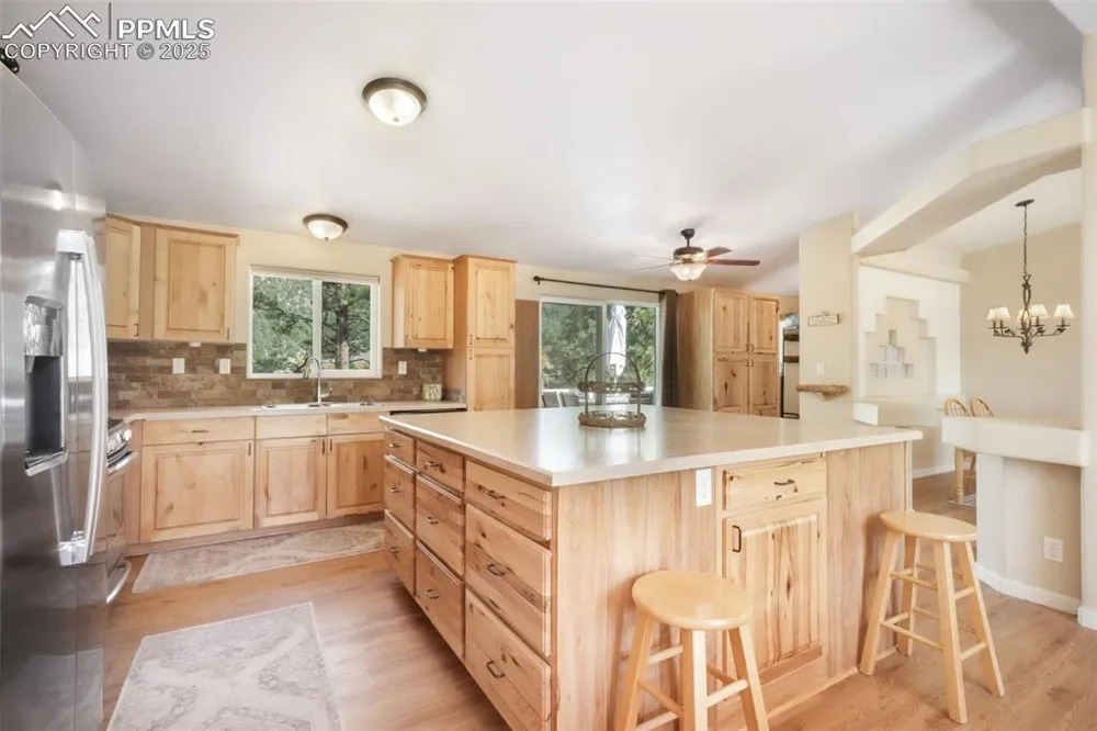 838 County Road 260 Westcliffe, CO 81252