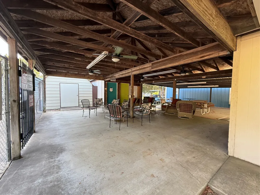 6435 Fm 17 Yantis, TX 75497