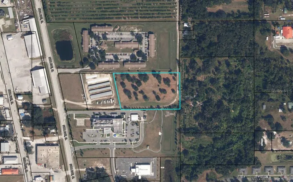 S 1ST AVENUE Wauchula, FL 33873