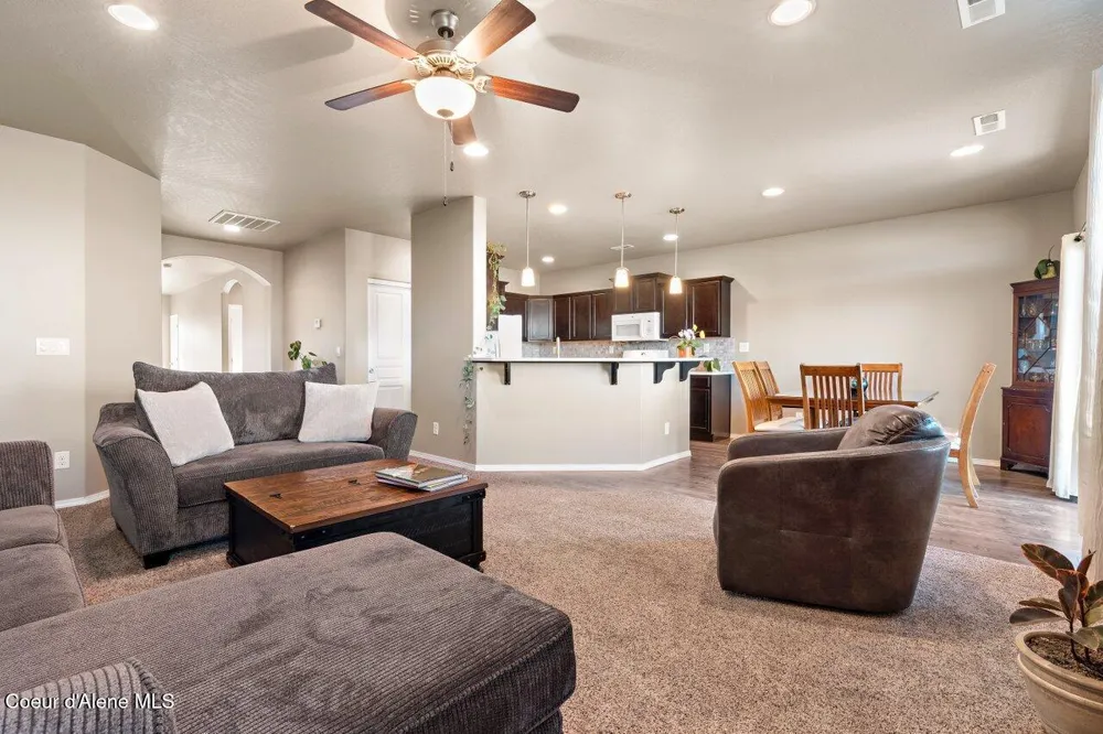 13019 LOVELAND WAY Hayden, ID 83835