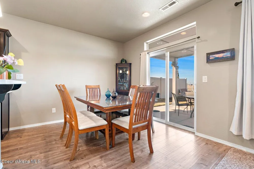 13019 LOVELAND WAY Hayden, ID 83835