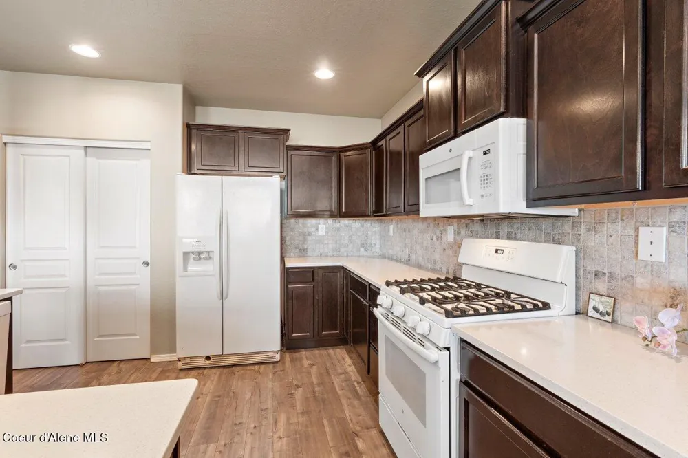 13019 LOVELAND WAY Hayden, ID 83835