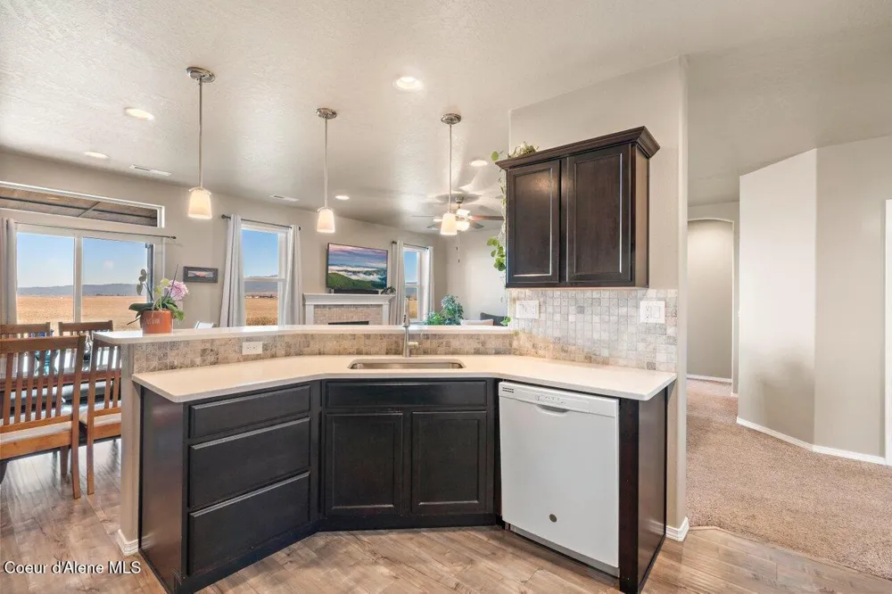 13019 LOVELAND WAY Hayden, ID 83835