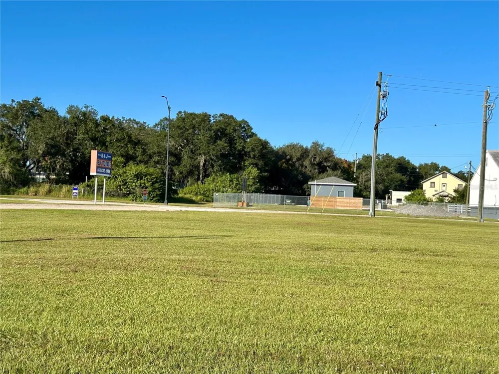 667 S 5TH AVENUE Wauchula, FL 33873