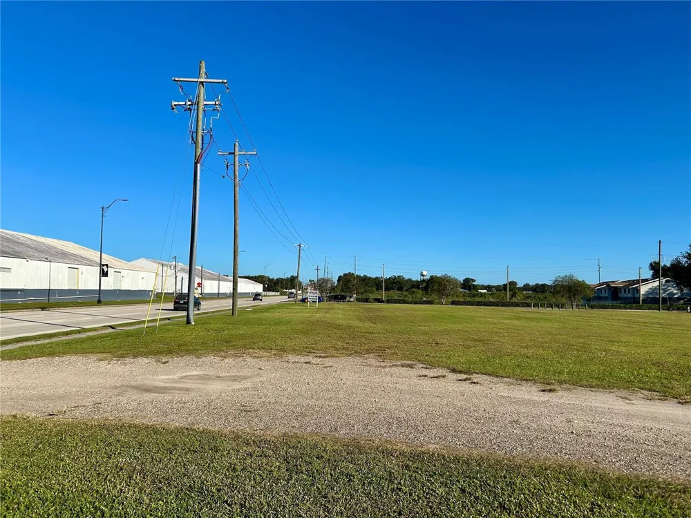 667 S 5TH AVENUE Wauchula, FL 33873