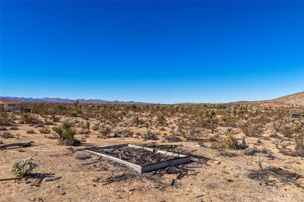 123 Sunny Sands Yucca Valley, CA 92284