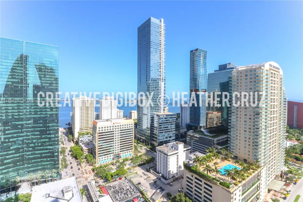 1300 S miami #2706 Miami, FL 33130