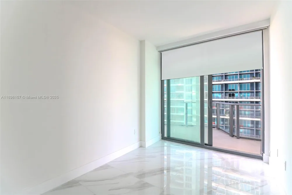 1300 S miami #2706 Miami, FL 33130