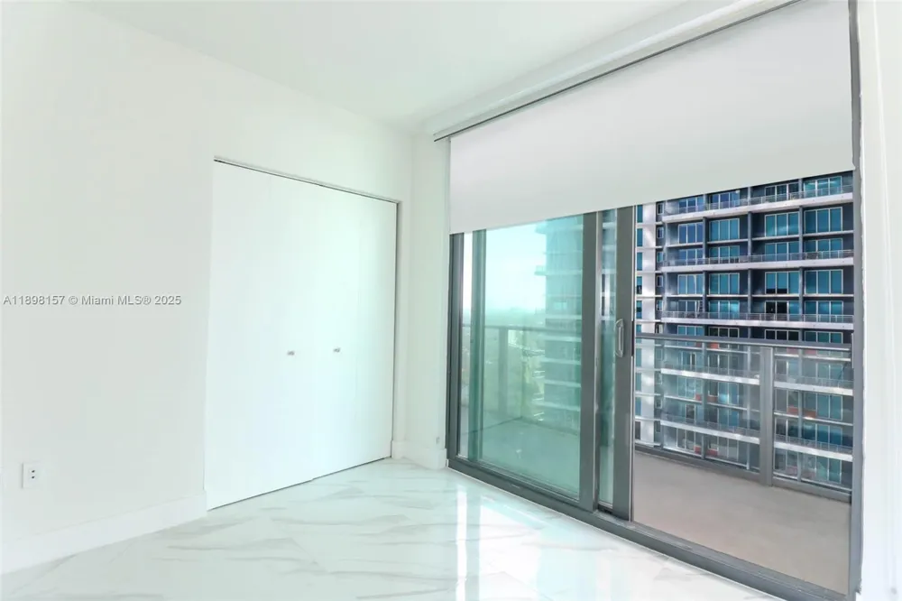 1300 S miami #2706 Miami, FL 33130