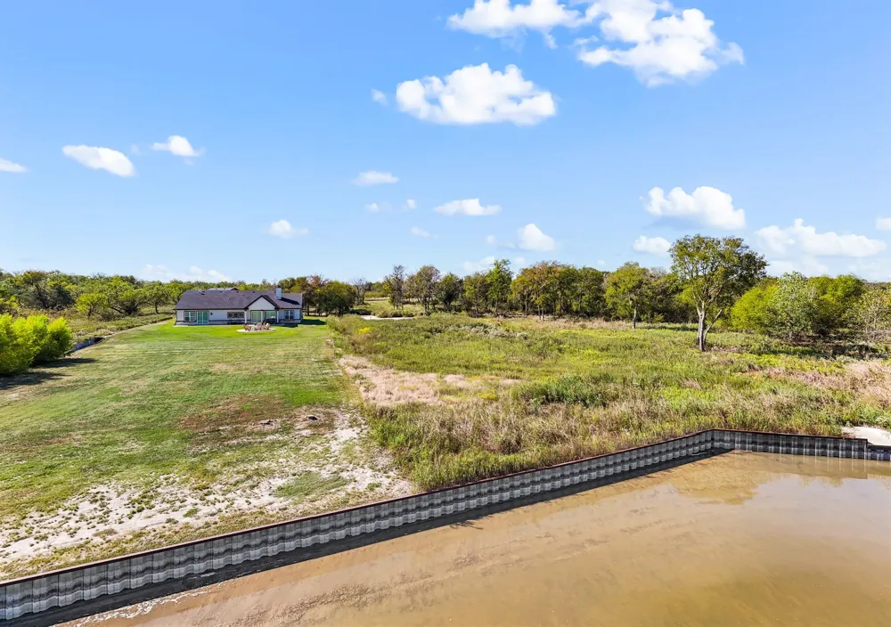 9397 W Shoreline Drive Kemp, TX 75143