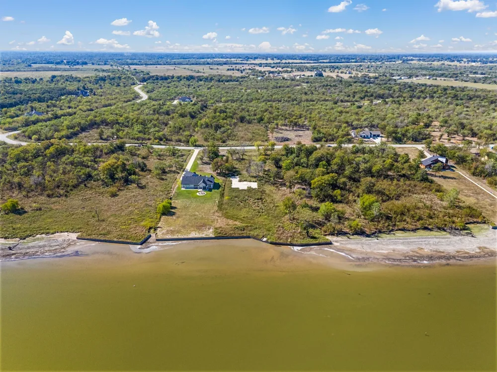 9397 W Shoreline Drive Kemp, TX 75143
