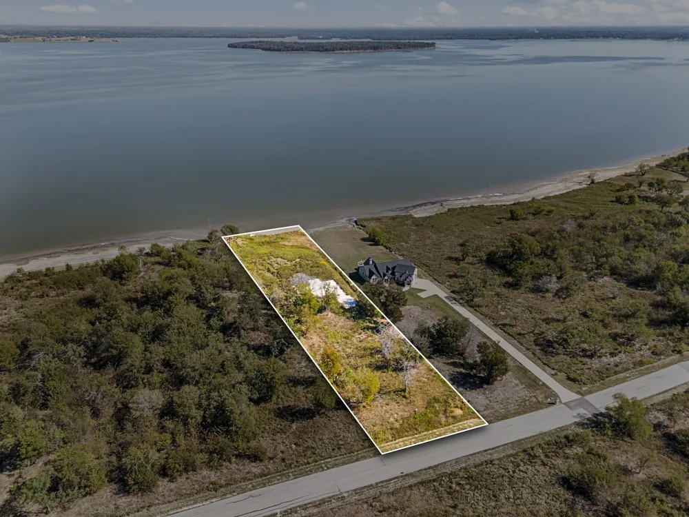 9397 W Shoreline Drive Kemp, TX 75143