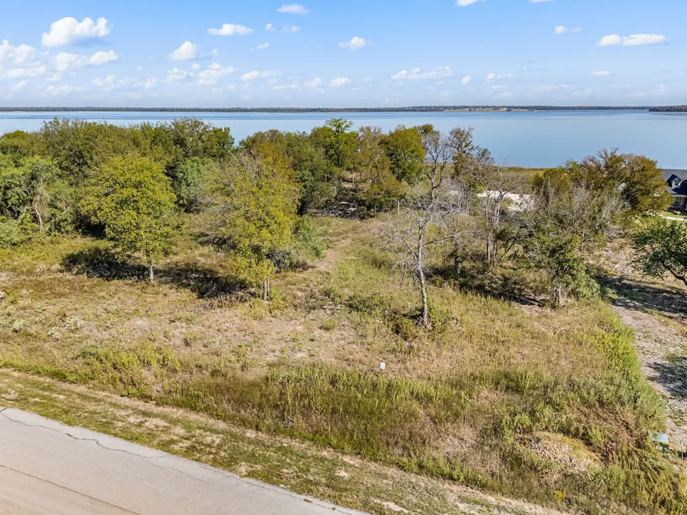 9397 W Shoreline Drive Kemp, TX 75143