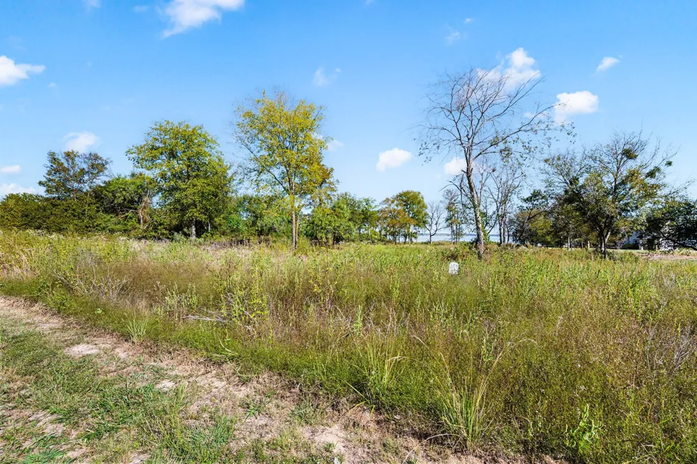 9397 W Shoreline Drive Kemp, TX 75143
