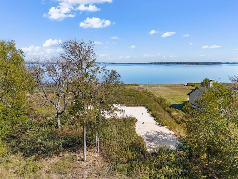9397 W Shoreline Drive Kemp, TX 75143