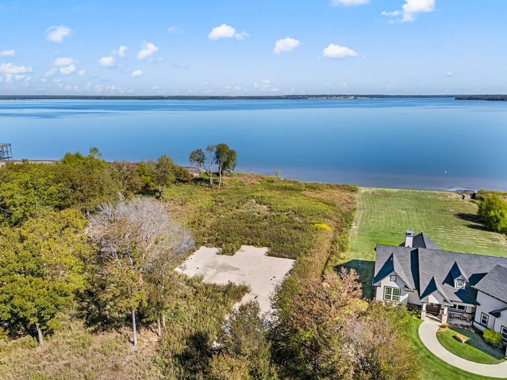 9397 W Shoreline Drive Kemp, TX 75143