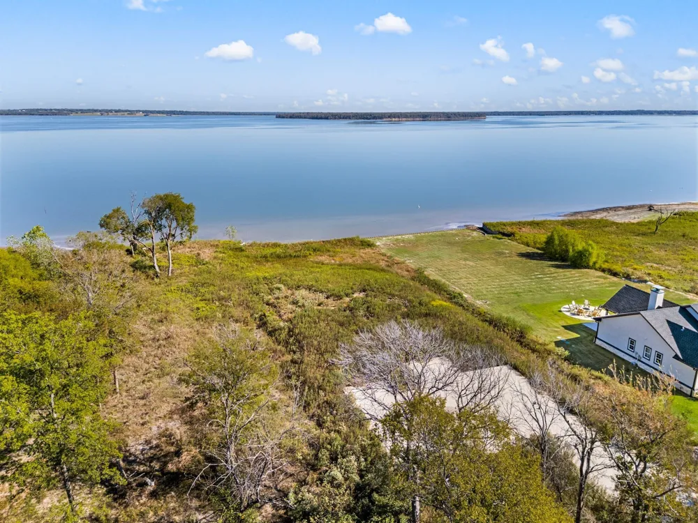 9397 W Shoreline Drive Kemp, TX 75143