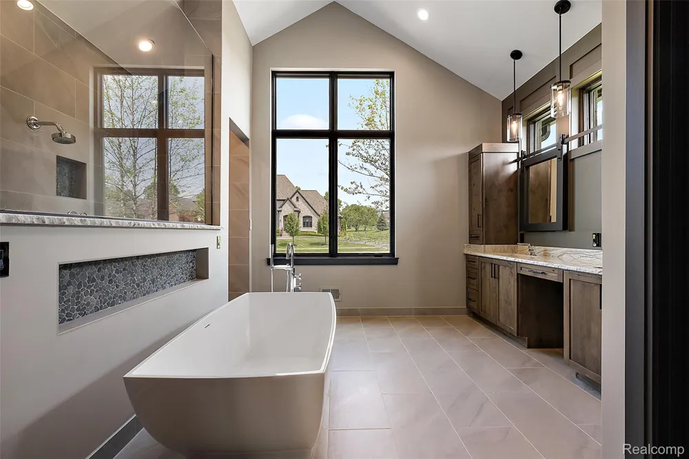 5541 Bordman Road Dryden Township, MI 48428