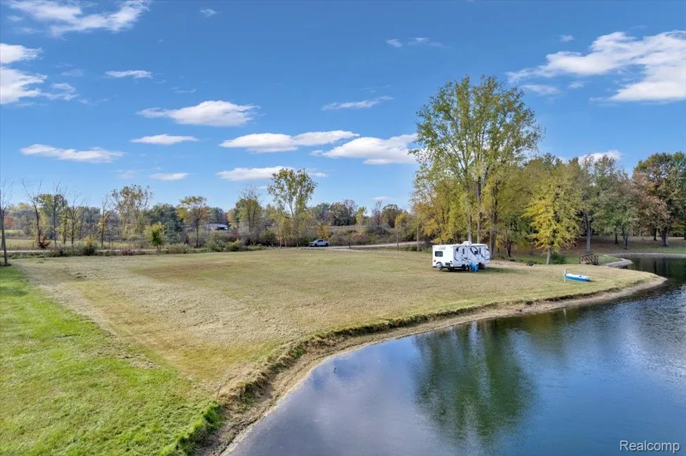 5541 Bordman Road Dryden Township, MI 48428
